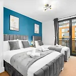Sleeps 7 - 4 Beds Apt Arcadian Centre B\'Ham