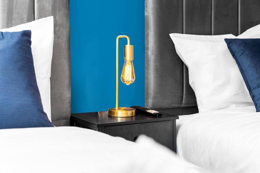 Sleeps 7 - 4 Beds Arcadian Centre B'ham Apartment
